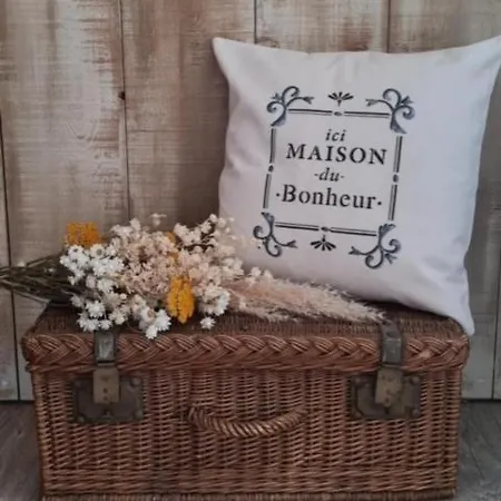 La Maison Du Bonheur Roulotte カントリーハウス Saint-Ouen-sous-Bailly